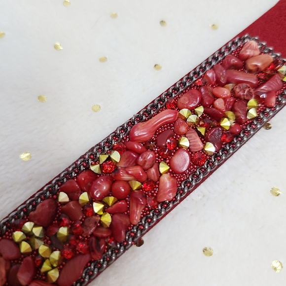 Red Leather & Gem Bracelet *NEW* Adjustable Size* - Picture 5 of 5